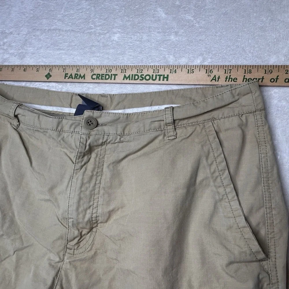 Vintage Nike Shorts Cargo Ripstop Khaki‎ Mens 36 Cotton Zipped Pockets Y2K